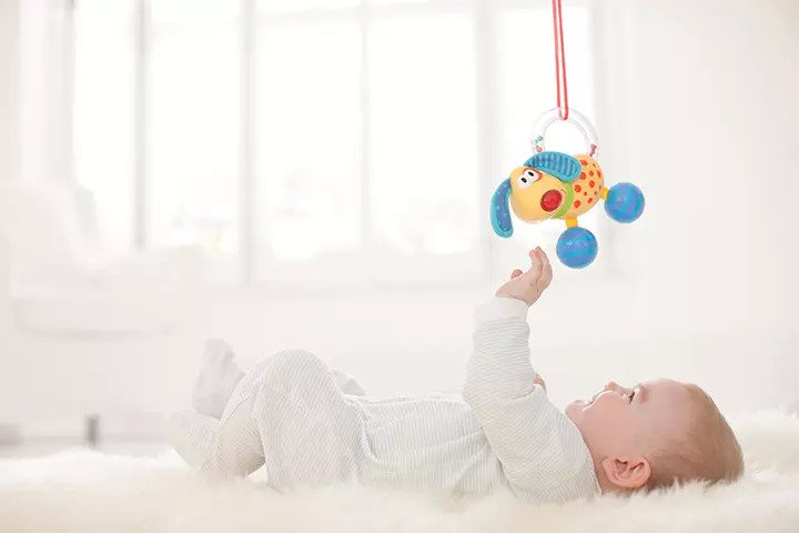 اسباب بازی های آویزدار