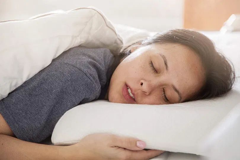 خوابیدن روی شکم در بارداری
